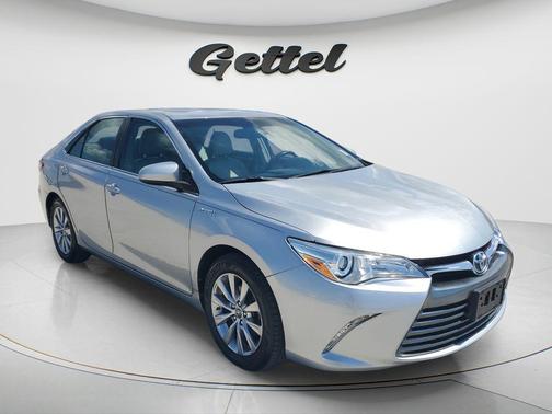Celestial Silver Metallic 2015 Toyota Camry Hybrid XLE