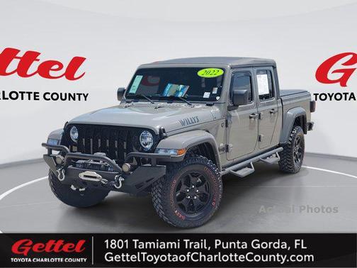 2022 Jeep Gladiator Sport