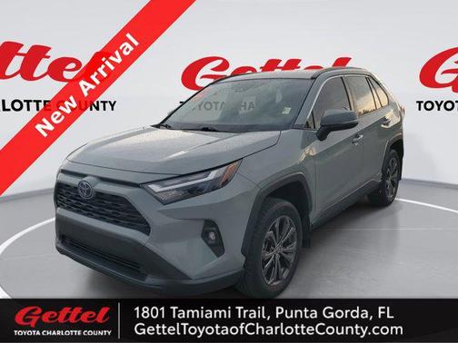 2022 Toyota RAV4 Hybrid XLE Premium