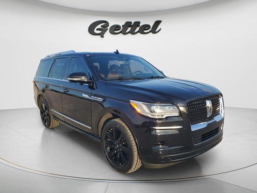 INFINITE BLACK 2022 Lincoln Navigator Reserve