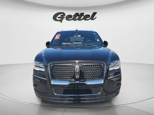 INFINITE BLACK 2022 Lincoln Navigator Reserve