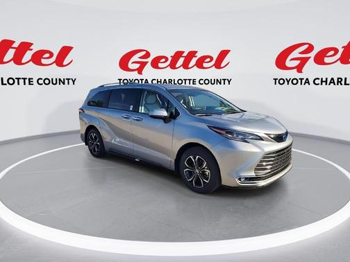 2025 Toyota Sienna Platinum