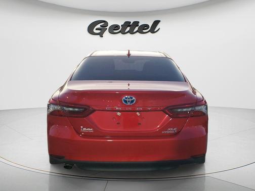 2023 Toyota Camry Hybrid XLE