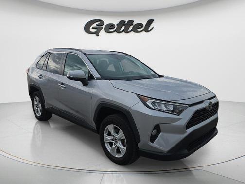 Silver Sky Metallic 2021 Toyota RAV4 XLE