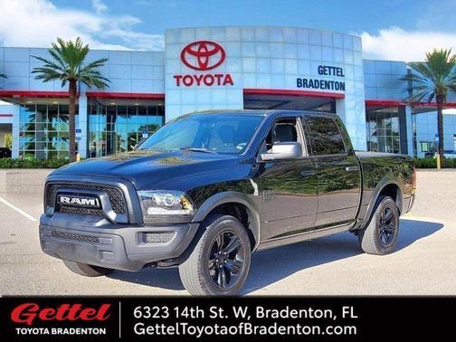 2024 RAM 1500 Classic Warlock Crew Cab 4x4 5'7' Box