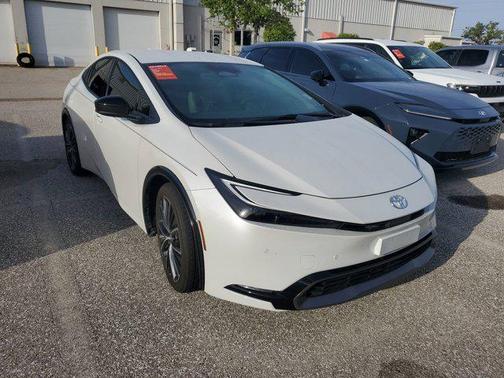 2023 Toyota Prius XLE