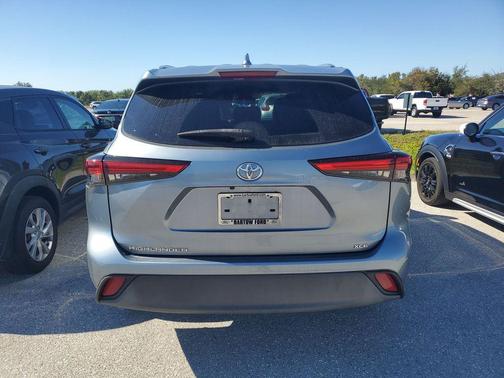 2020 Toyota Highlander XLE