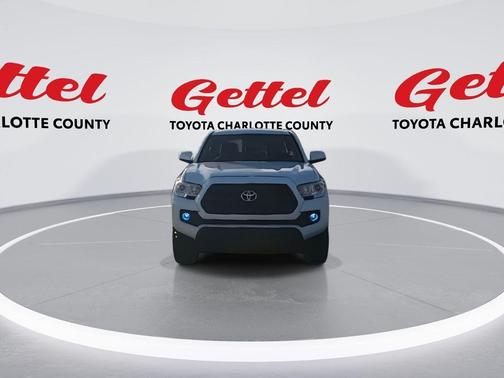 2017 Toyota Tacoma SR