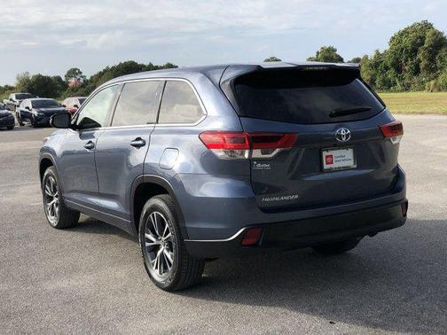 2018 Toyota Highlander LE