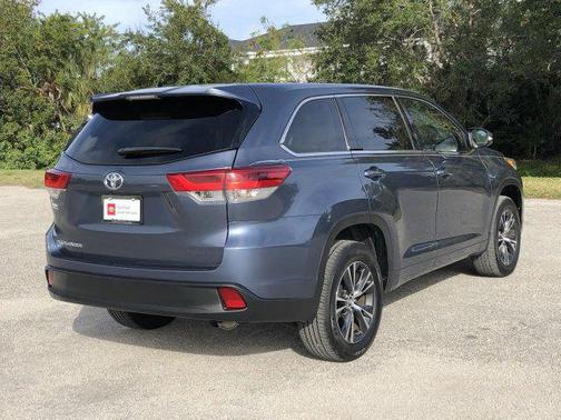 2018 Toyota Highlander LE