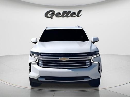 Summit White 2021 Chevrolet Suburban 4WD High Country