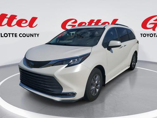 2021 Toyota Sienna XLE 7 Passenger