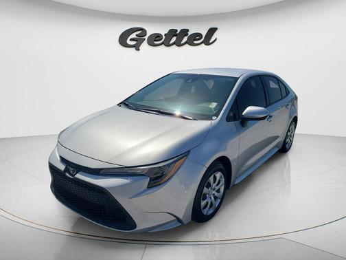 Classic Silver Metallic 2022 Toyota Corolla LE