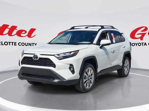 2025 Toyota RAV4 XLE Premium