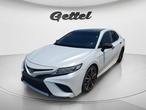 Wind Chill Pearl 2020 Toyota Camry XSE