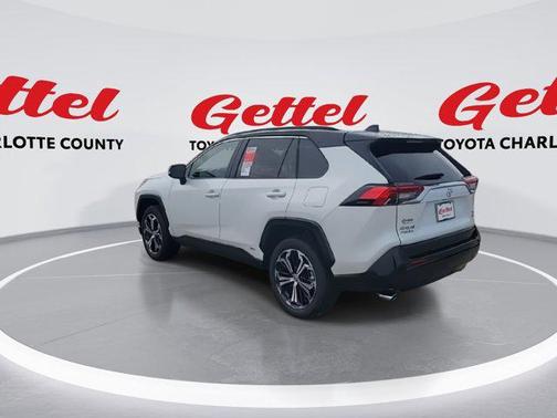 2025 Toyota RAV4 Hybrid SE