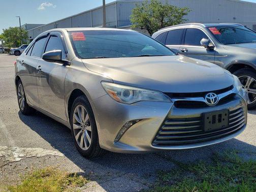 2016 Toyota Camry XLE