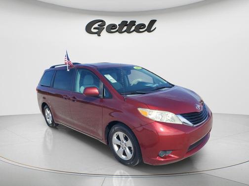 2013 Toyota Sienna LE