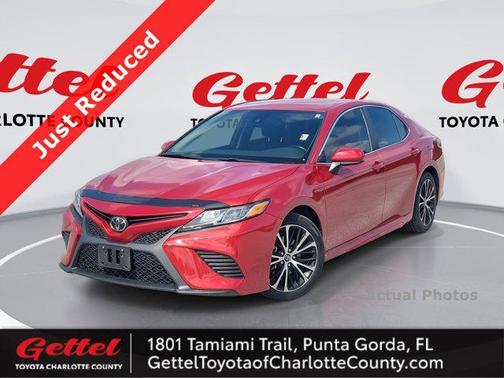 2020 Toyota Camry SE