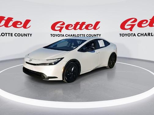 2025 Toyota Prius LE