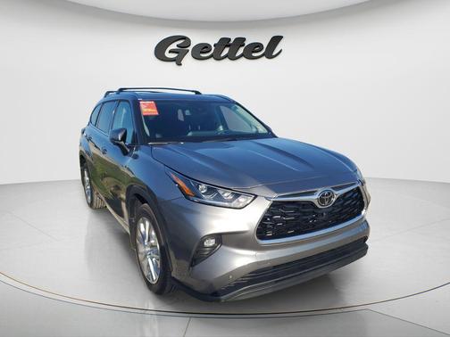 2025 Toyota Highlander Hybrid Limited