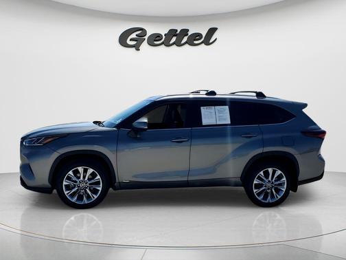 2025 Toyota Highlander Hybrid Limited