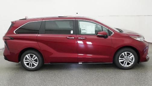 Ruby Flare Pearl 2026 Toyota Sienna Limited