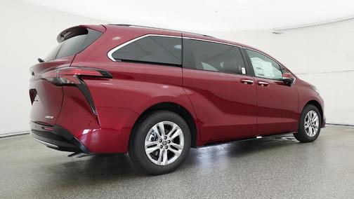 Ruby Flare Pearl 2026 Toyota Sienna Limited