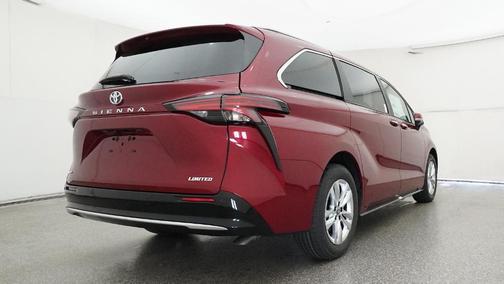 Ruby Flare Pearl 2026 Toyota Sienna Limited