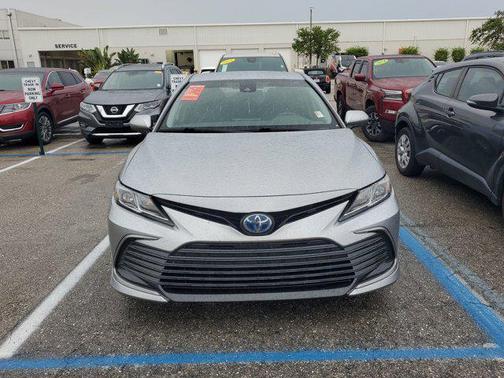 2022 Toyota Camry LE