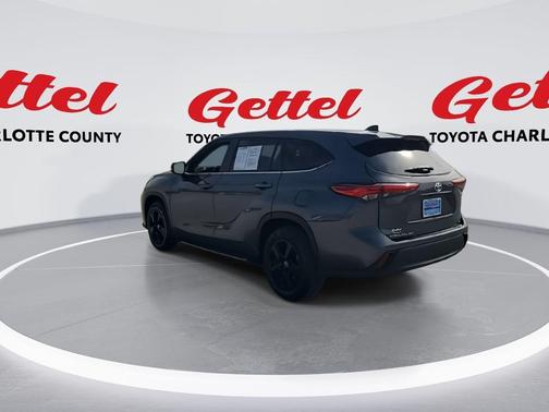 2023 Toyota Highlander Hybrid LE