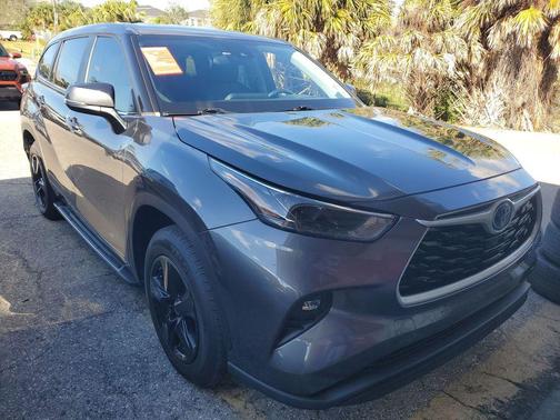 2023 Toyota Highlander Hybrid LE