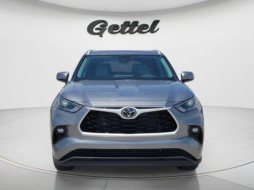Heavy Metal 2026 Toyota Highlander XLE
