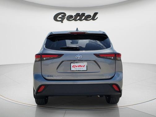 Heavy Metal 2026 Toyota Highlander XLE