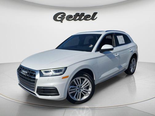 Glacier White 2020 Audi Q5 45 Premium Plus