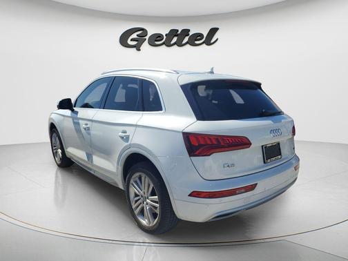 Glacier White 2020 Audi Q5 45 Premium Plus