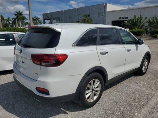 2019 Kia Sorento LX