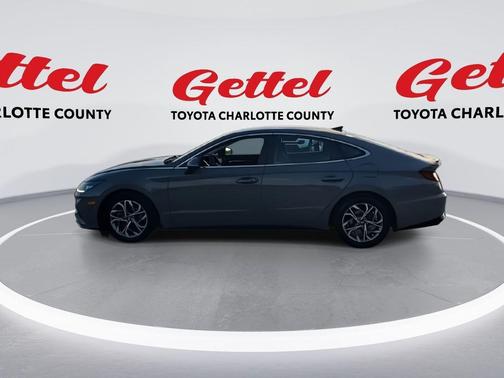 2022 Hyundai SONATA SEL