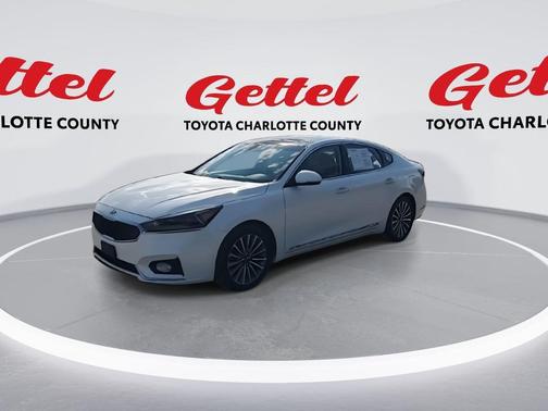 2017 Kia Cadenza Premium