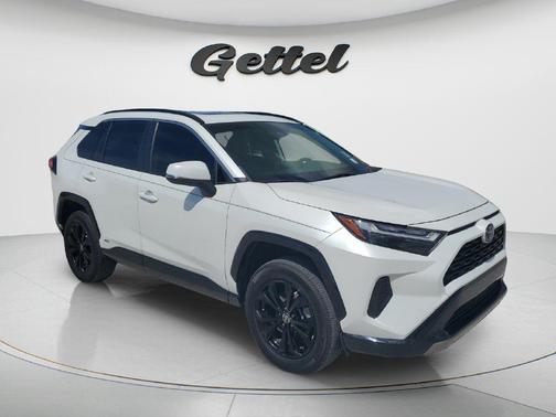 Wind Chill Pearl 2023 Toyota RAV4 Hybrid SE