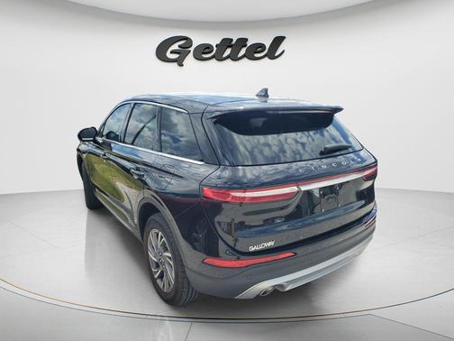 INFINITE BLACK MET CC 2025 Lincoln Corsair Premiere