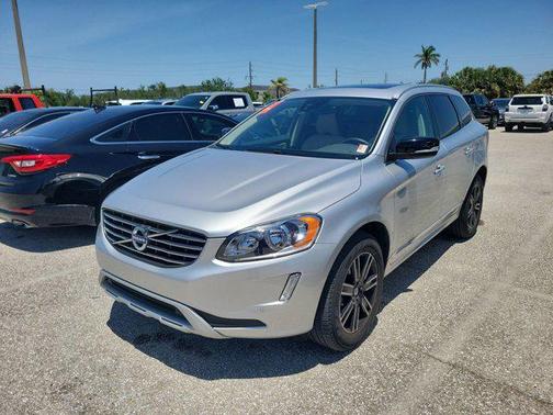 2017 Volvo XC60 T5 Dynamic