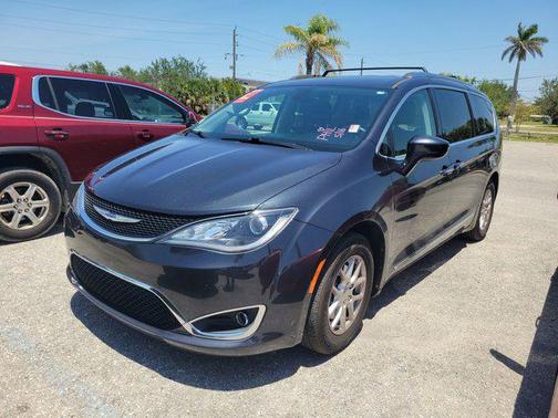 2020 Chrysler Pacifica Touring L
