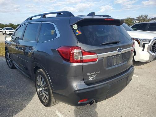 2022 Subaru Ascent Limited 8-Passenger