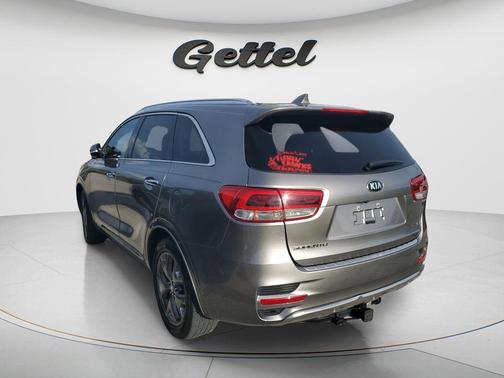 Titanium Silver 2017 Kia Sorento SX