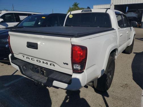 2022 Toyota Tacoma SR5