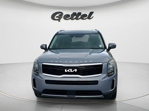 Everlasting Silver 2022 Kia Telluride S