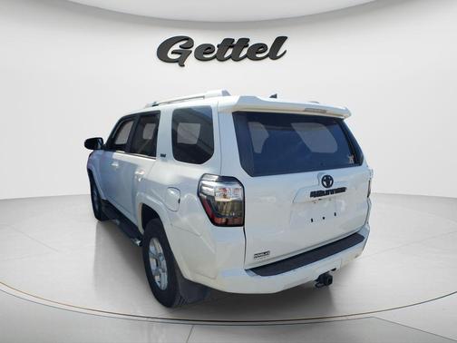 Super White 2016 Toyota 4Runner SR5 Premium