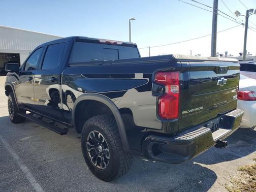 2024 Chevrolet Silverado 1500 ZR2