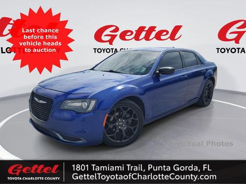 2020 Chrysler 300 Touring